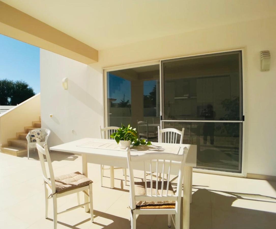Dolcevitasuites - Modern 3 Bdr Villa In S. Lorenzo 레이타니 외부 사진