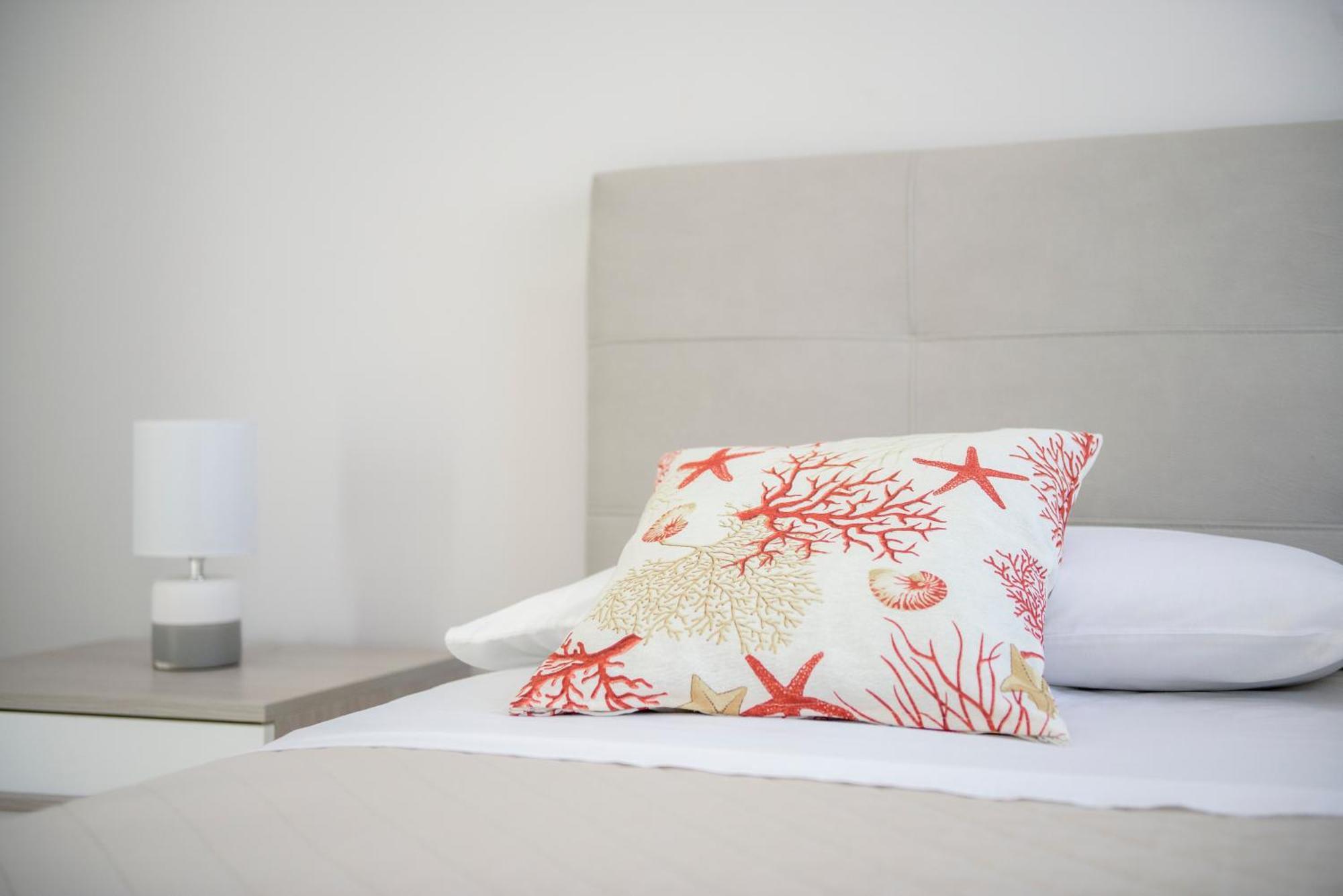 Dolcevitasuites - Modern 3 Bdr Villa In S. Lorenzo 레이타니 외부 사진