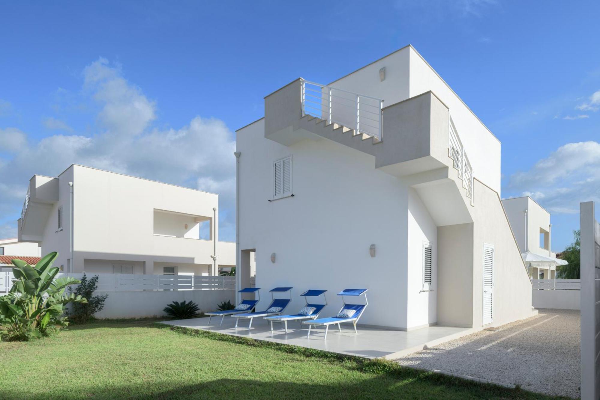 Dolcevitasuites - Modern 3 Bdr Villa In S. Lorenzo 레이타니 외부 사진
