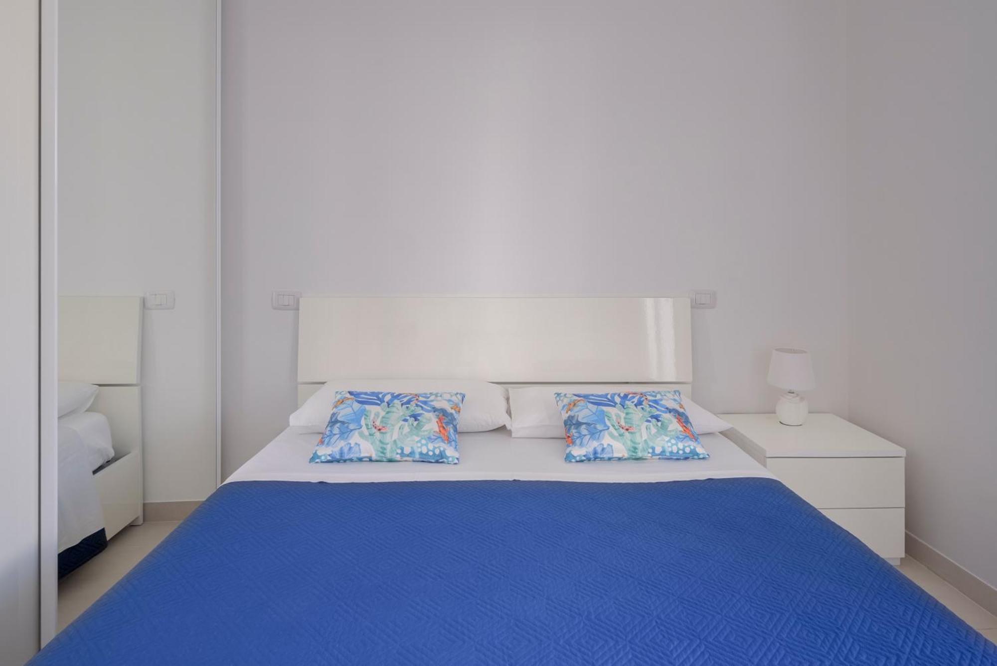 Dolcevitasuites - Modern 3 Bdr Villa In S. Lorenzo 레이타니 외부 사진
