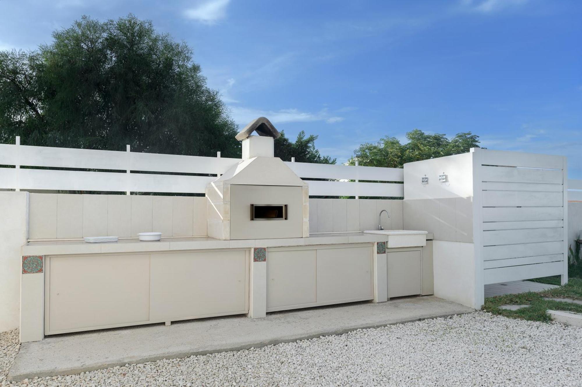 Dolcevitasuites - Modern 3 Bdr Villa In S. Lorenzo 레이타니 외부 사진