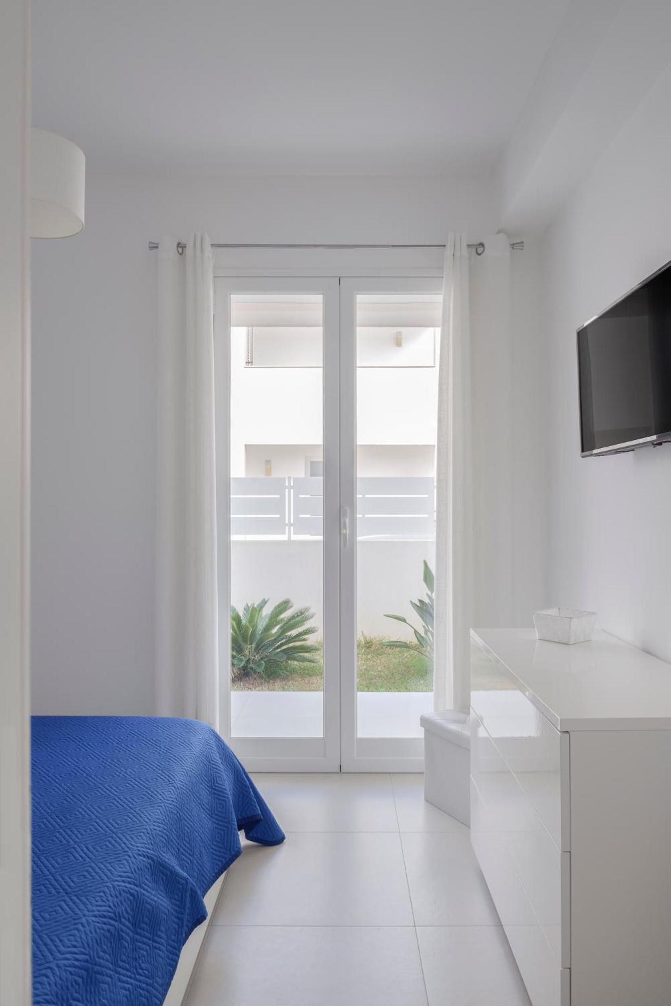 Dolcevitasuites - Modern 3 Bdr Villa In S. Lorenzo 레이타니 외부 사진